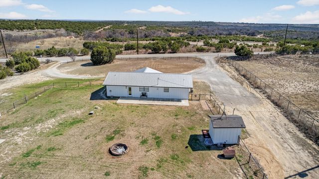 3750 Dennis Road, Weatherford, TX 76087