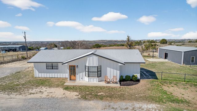 3750 Dennis Road, Weatherford, TX 76087