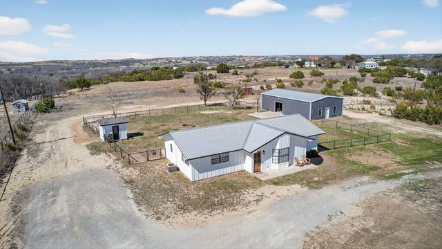 3750 Dennis Road, Weatherford, TX 76087