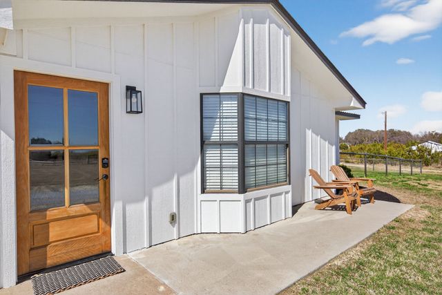 3750 Dennis Road, Weatherford, TX 76087