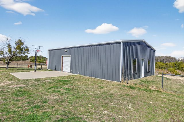 3750 Dennis Road, Weatherford, TX 76087