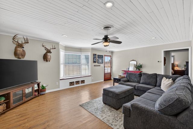 3750 Dennis Road, Weatherford, TX 76087