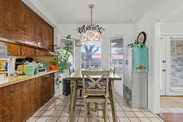 6013 Robin Drive, Watauga, TX 76148