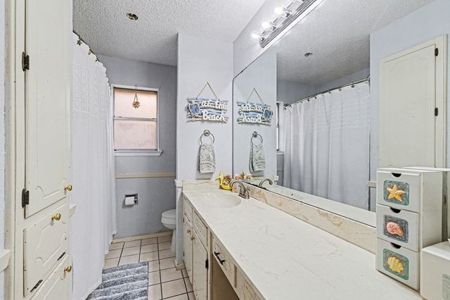 6013 Robin Drive, Watauga, TX 76148