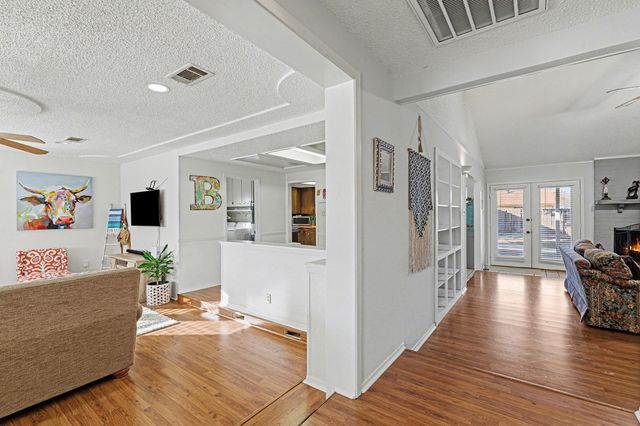 6013 Robin Drive, Watauga, TX 76148