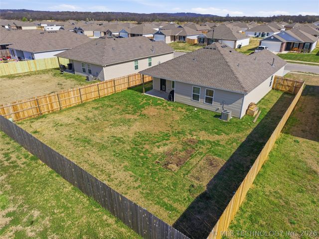 29314 E 79th Street S, Broken Arrow, OK 74014