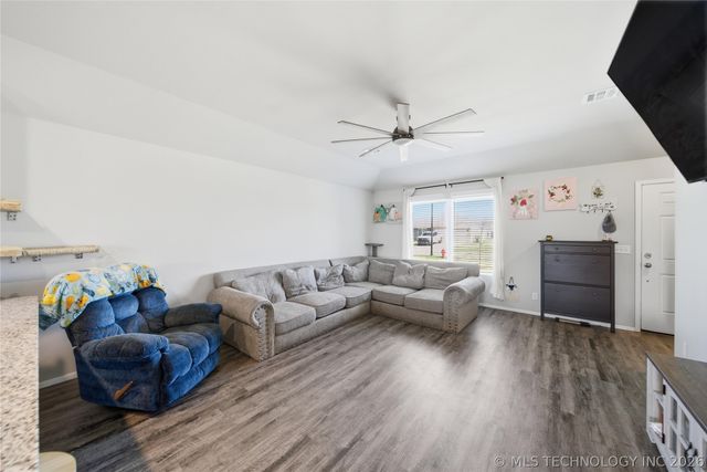 29314 E 79th Street S, Broken Arrow, OK 74014