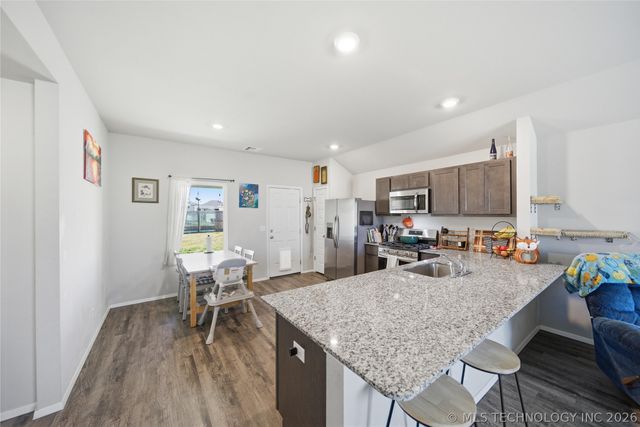 29314 E 79th Street S, Broken Arrow, OK 74014