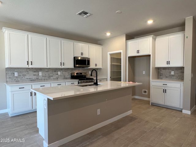 17482 W FULTON Street, Goodyear, AZ 85338