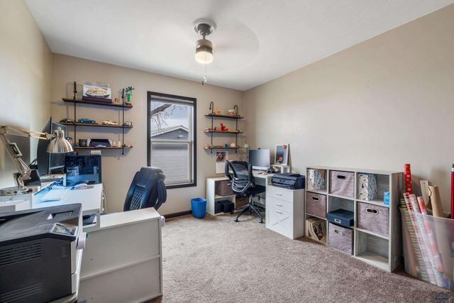 194 FAIRGROUNDS PL, Hermosa, SD 57744