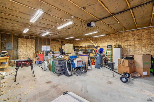 194 FAIRGROUNDS PL, Hermosa, SD 57744