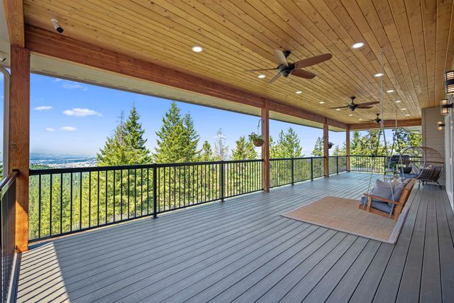 4021 S Ghering Ln, Spokane, WA 99223