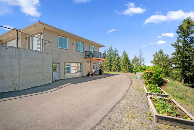 4021 S Ghering Ln, Spokane, WA 99223