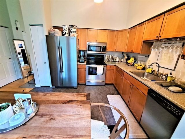 49 Cedar St 1 Rear, Boston, MA 02119