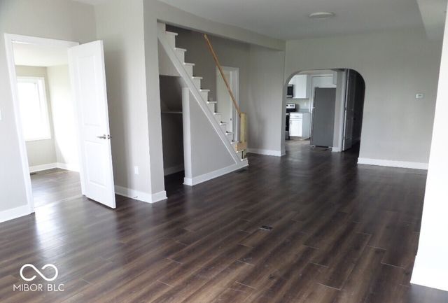 418 N 14th Street, Elwood, IN 46036