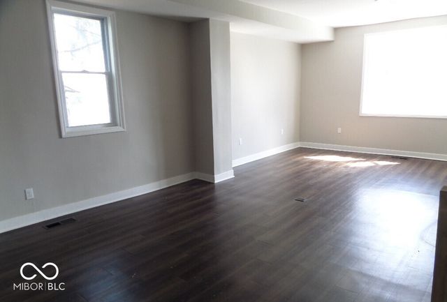 418 N 14th Street, Elwood, IN 46036