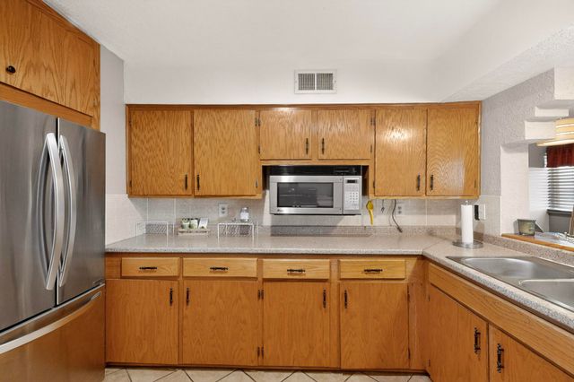 4659 Gordon Road, Los Lunas, NM 87031