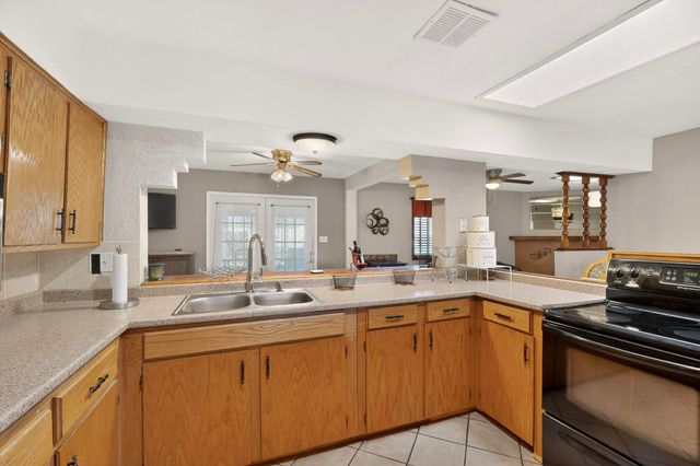 4659 Gordon Road, Los Lunas, NM 87031