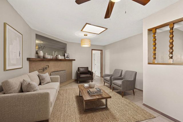 4659 Gordon Road, Los Lunas, NM 87031