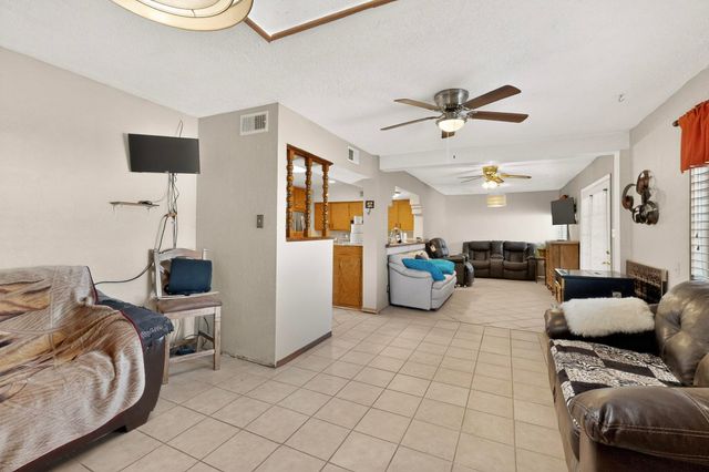 4659 Gordon Road, Los Lunas, NM 87031