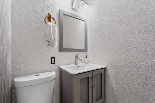 4659 Gordon Road, Los Lunas, NM 87031