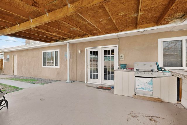 4659 Gordon Road, Los Lunas, NM 87031