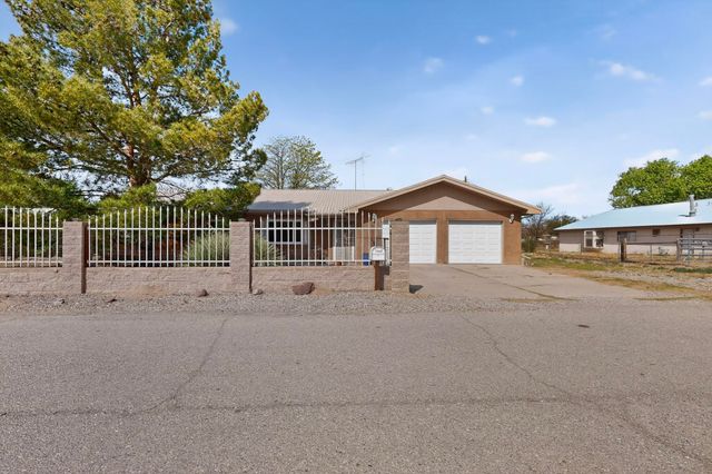 4659 Gordon Road, Los Lunas, NM 87031