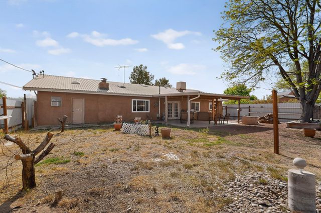 4659 Gordon Road, Los Lunas, NM 87031
