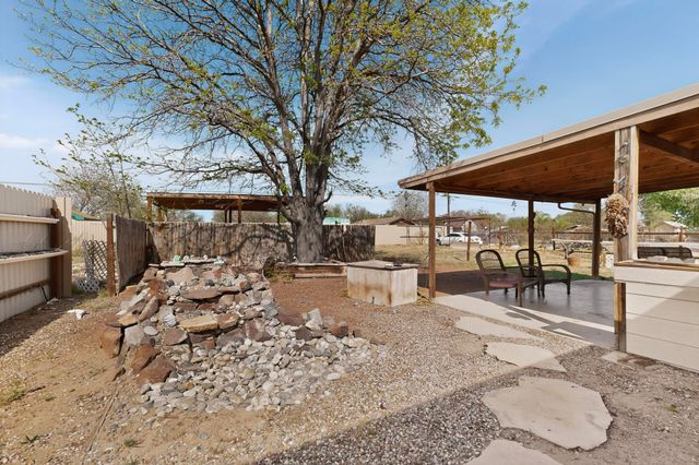 4659 Gordon Road, Los Lunas, NM 87031