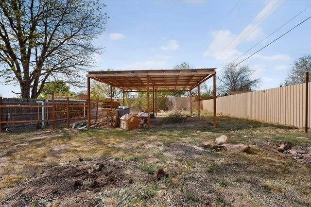 4659 Gordon Road, Los Lunas, NM 87031