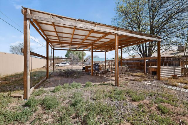 4659 Gordon Road, Los Lunas, NM 87031