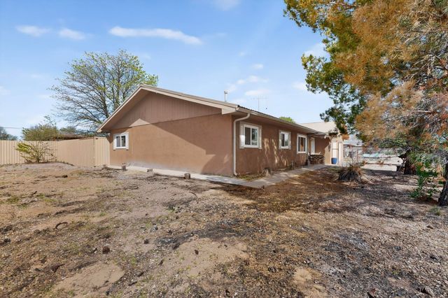 4659 Gordon Road, Los Lunas, NM 87031