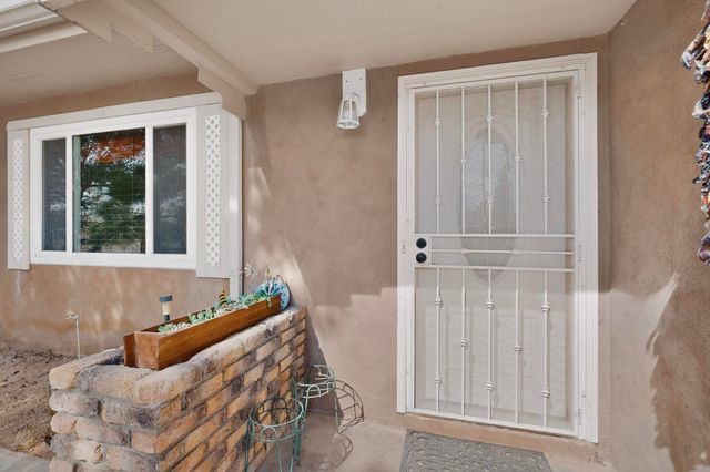 4659 Gordon Road, Los Lunas, NM 87031