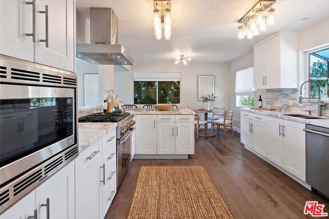 3909 Glenridge Drive, Sherman Oaks, CA 91423