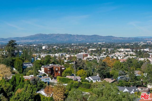 3909 Glenridge Drive, Sherman Oaks, CA 91423