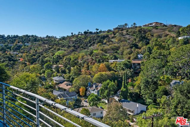 3909 Glenridge Drive, Sherman Oaks, CA 91423