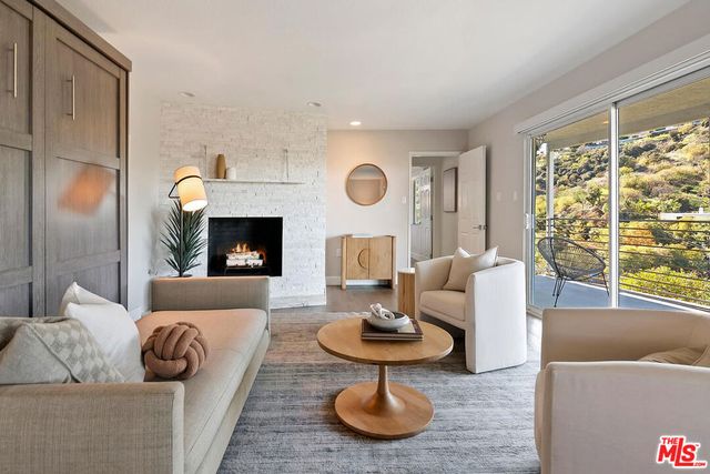 3909 Glenridge Drive, Sherman Oaks, CA 91423