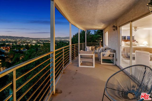 3909 Glenridge Drive, Sherman Oaks, CA 91423