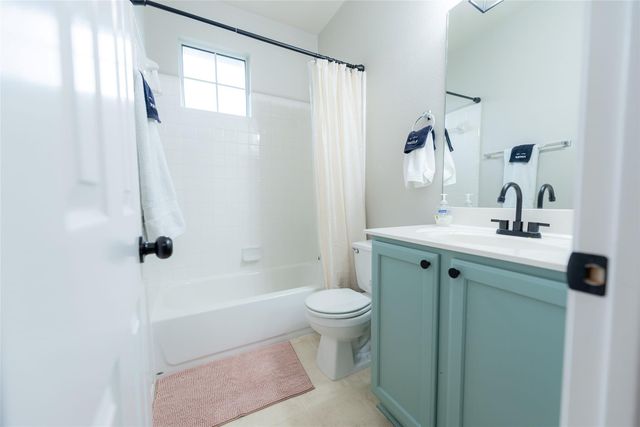 8518 Cahill DR 19, Austin, TX 78729