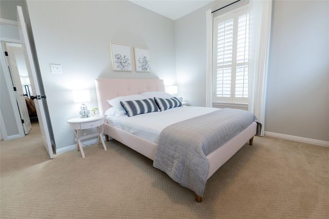 8518 Cahill DR 19, Austin, TX 78729