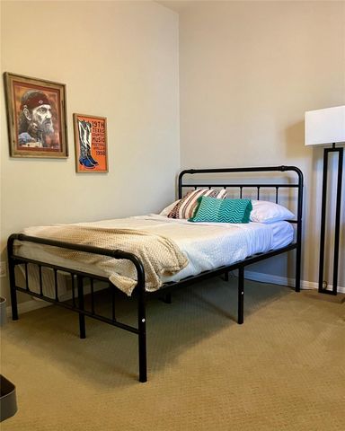 8518 Cahill DR 19, Austin, TX 78729