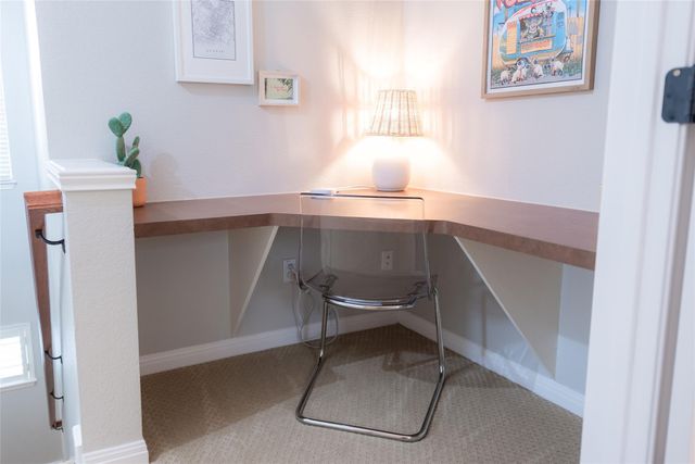 8518 Cahill DR 19, Austin, TX 78729