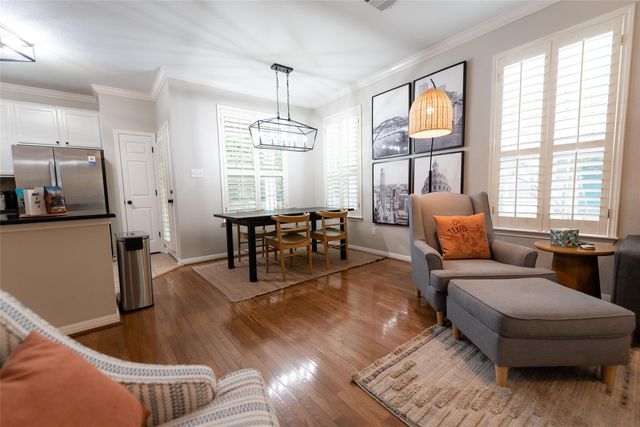 8518 Cahill DR 19, Austin, TX 78729