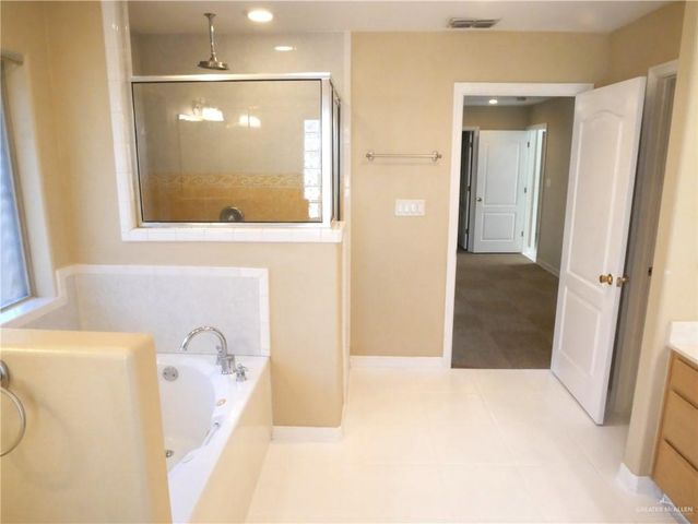 8107 N 27th Lane, Mcallen, TX 78504