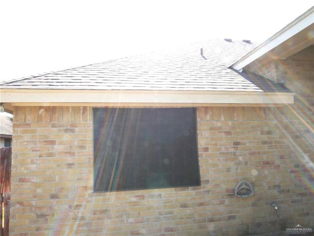 8107 N 27th Lane, Mcallen, TX 78504