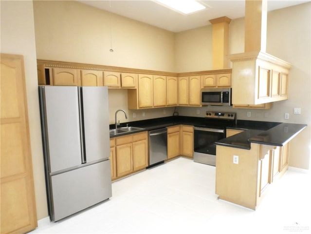 8107 N 27th Lane, Mcallen, TX 78504