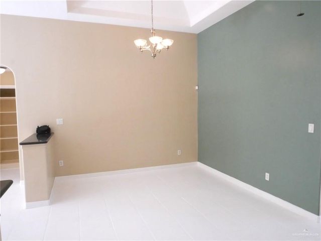 8107 N 27th Lane, Mcallen, TX 78504