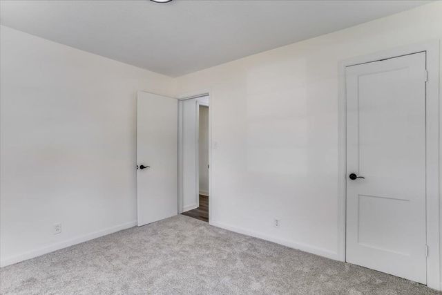 2342 S Mosley Ave, Wichita, KS 67211