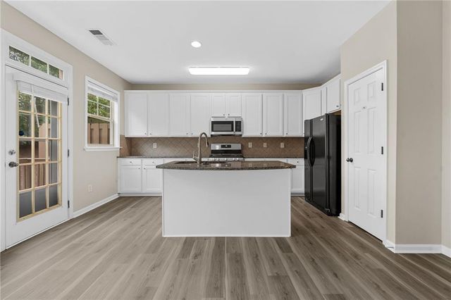 708 Village Field Court, Suwanee, GA 30024