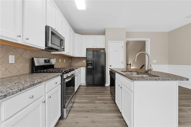 708 Village Field Court, Suwanee, GA 30024